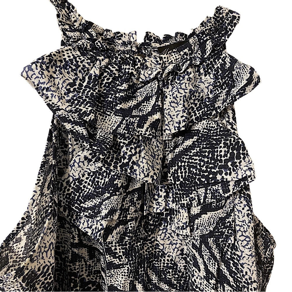 Marisa Christina Sleeveless Keyhole Closure Back Ruffle Front Linen Blouse. - Picture 2 of 6
